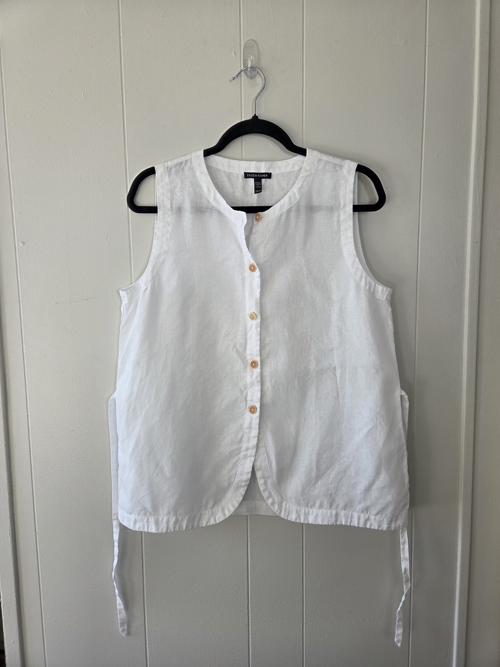 Eileen Fisher White Sleeveless Button-Front Linen Top